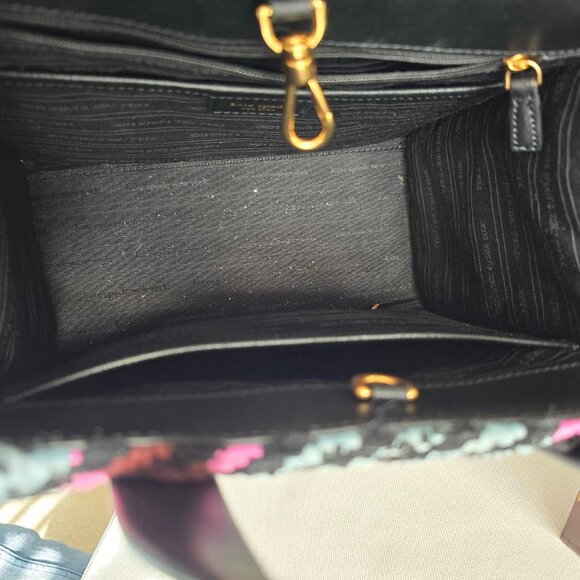 Kate Spade Manhattan Small Plaid Crossbody Tote Handbag w/ Plaque Logo PREOWNED - Picture 12 of 16